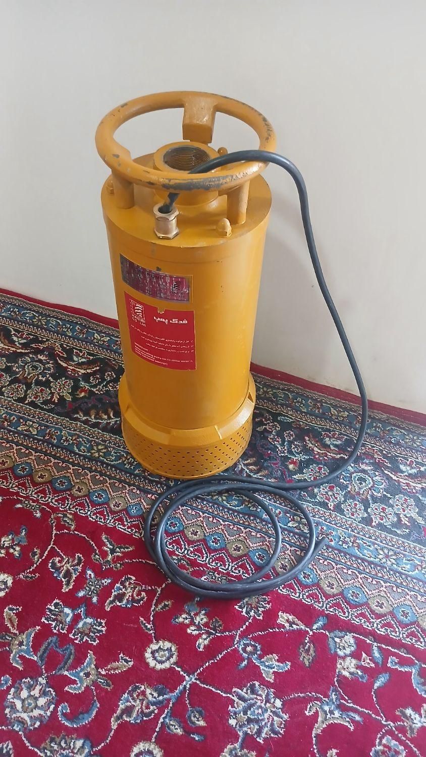 پمپ کف کش ۲ اینچی ۴۲ متری فدک|ماشین‌آلات صنعتی|میاندوآب, |دیوار