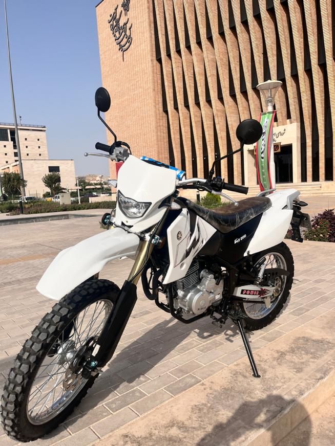 تریل بهرو 200 صفر|موتورسیکلت|قم, باجک دو|دیوار