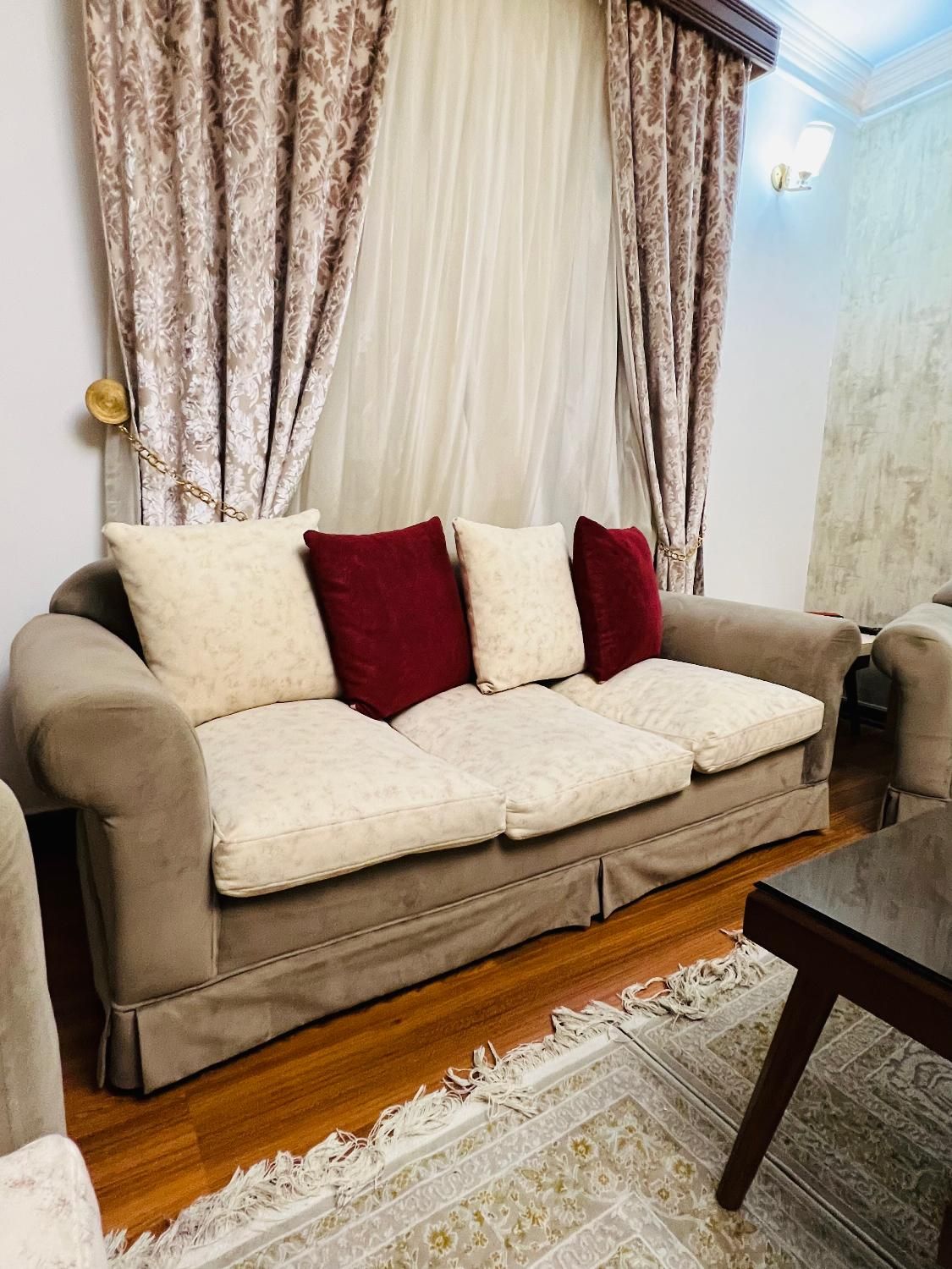 ست مبلمان ۷نفره|مبلمان خانگی و میز عسلی|گرگان, |دیوار