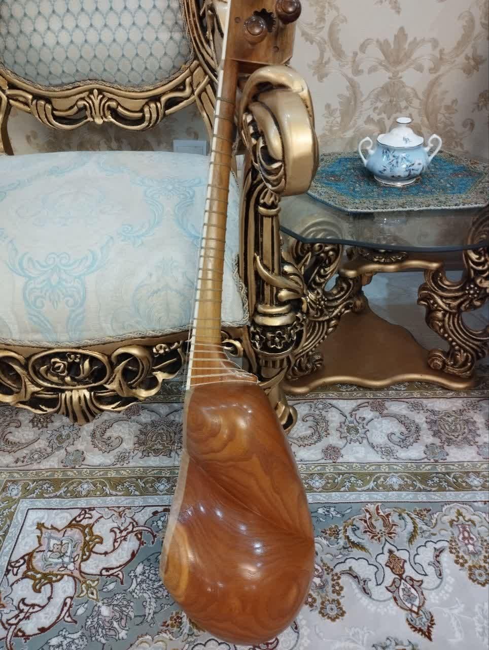 تار ایرانی دو مهر|سازهای سنتی|تبریز, |دیوار