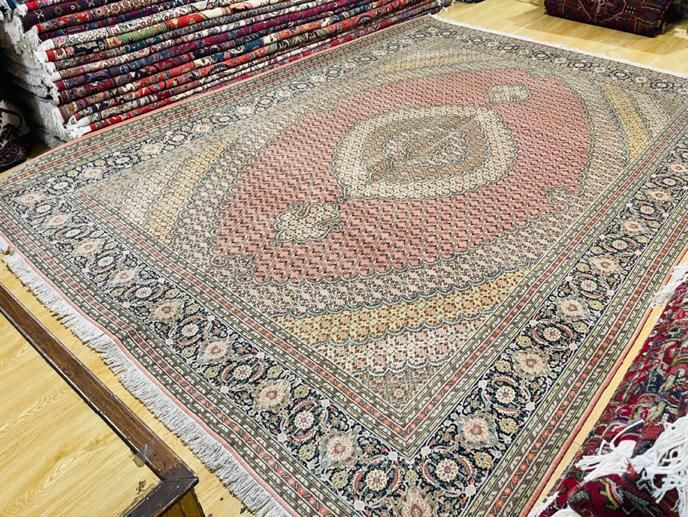 فرش ماهی تبریز در ابعاد نه متری|فرش|تهران, سلسبیل جنوبی|دیوار