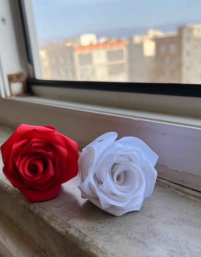 گل با روبان|گل مصنوعی|اردبیل, |دیوار