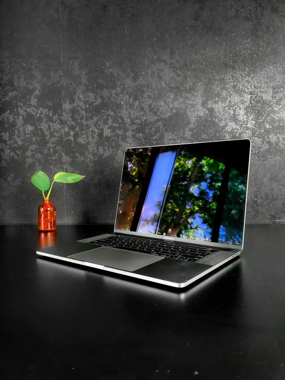 لپتاپ مک بوک پرو ۲۰۱۹ گرافیکدار MackBook pro 2019|رایانه همراه|تهران, باغ فردوس|دیوار