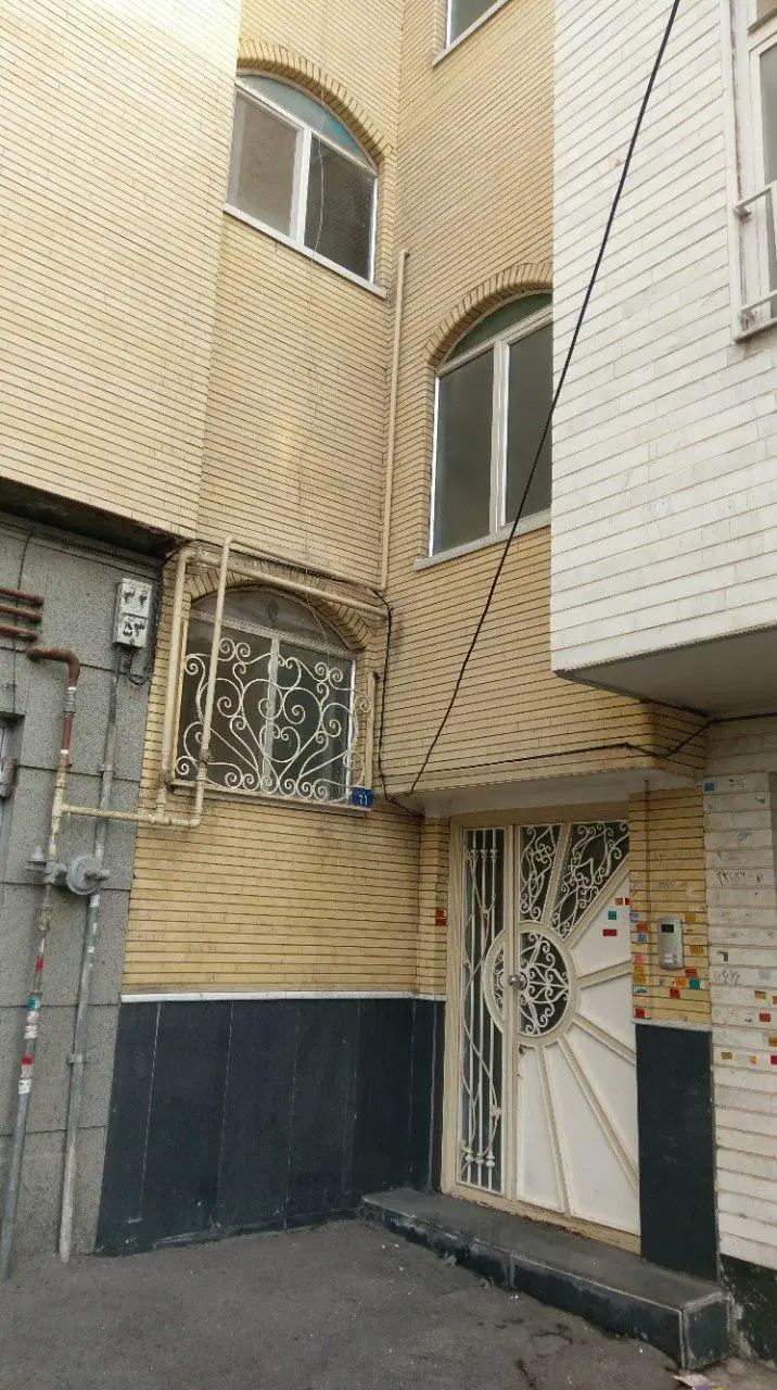 خانه دربستی مسکونی دو طبقه و نیم|اجارهٔ خانه و ویلا|تبریز, |دیوار