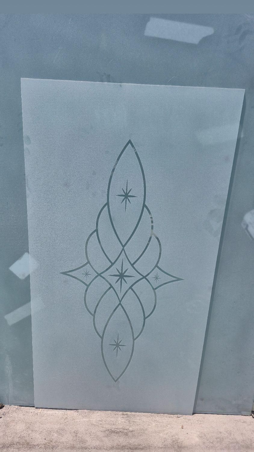 مات و طرحدار کردن انواع شیشه با دستگاه|خدمات پیشه و مهارت|تنکمان, |دیوار