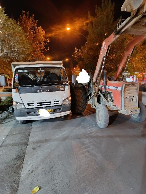 خدمات خاکبرداری حمل نخاله ومصالح بصورت شبانه روزی|خدمات حمل و نقل|اصفهان, احمدآباد|دیوار