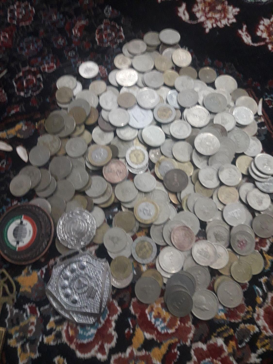 سکه وپول کاغذی|کلکسیون سکه، تمبر، اسکناس|دزفول, |دیوار