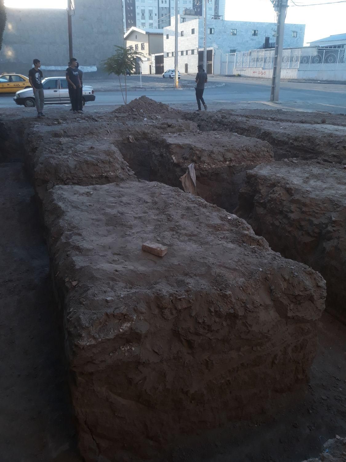 اجاره‌بیل‌بکهوبیل‌مکانیکی‌.مینی‌ بیل‌بکو.خاکبرداری|خدمات حمل و نقل|مشهد, طلاب|دیوار