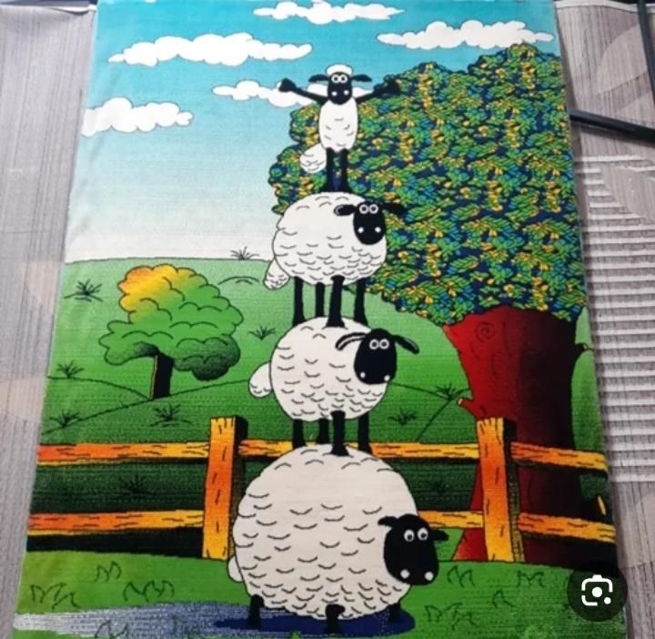 قالی کودک|فرش|اهواز, کوی باهنر|دیوار