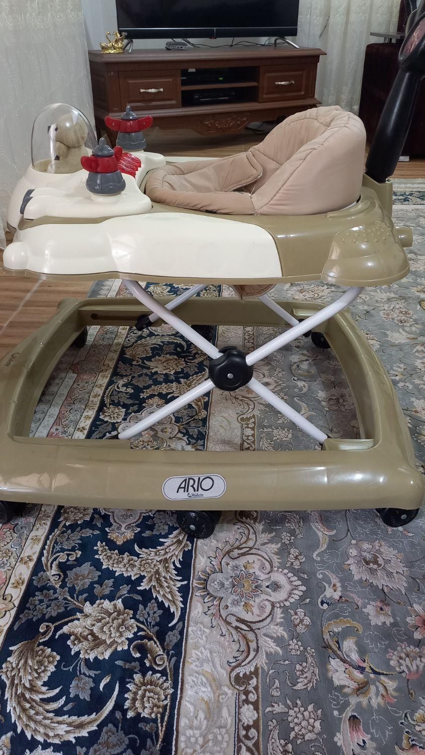 روروئک بچه|کالسکه و لوازم جانبی|رشت, حومه رشت|دیوار