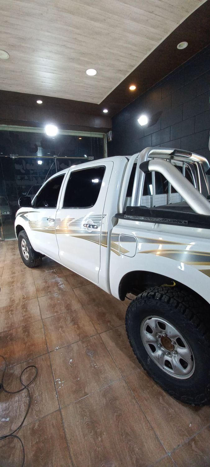 واکس پولیش احیا رنگ سرامیک بدنه کاوربدنه شیشه دودی|خدمات موتور و ماشین|کاشان, خلیج فارس|دیوار