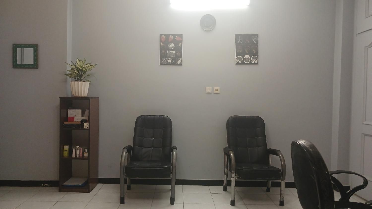 اجاره یک اطاق از یک کلینیک|اجارهٔ دفتر کار، اتاق اداری، مطب|اصفهان, فرح آباد|دیوار