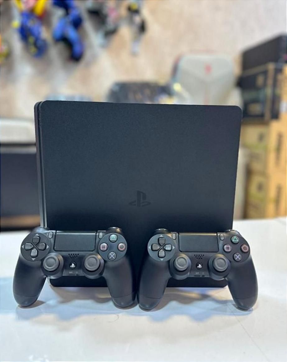 ps4 slim دو دسته|کنسول، بازی ویدئویی و آنلاین|تهران, فلسطین (میدان انقلاب)|دیوار