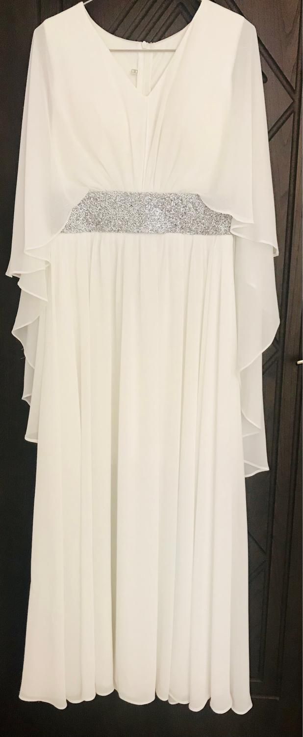 لباس مجلسی سفید با کیف و کفش نقره‌ای|لباس|قم, بنیاد|دیوار