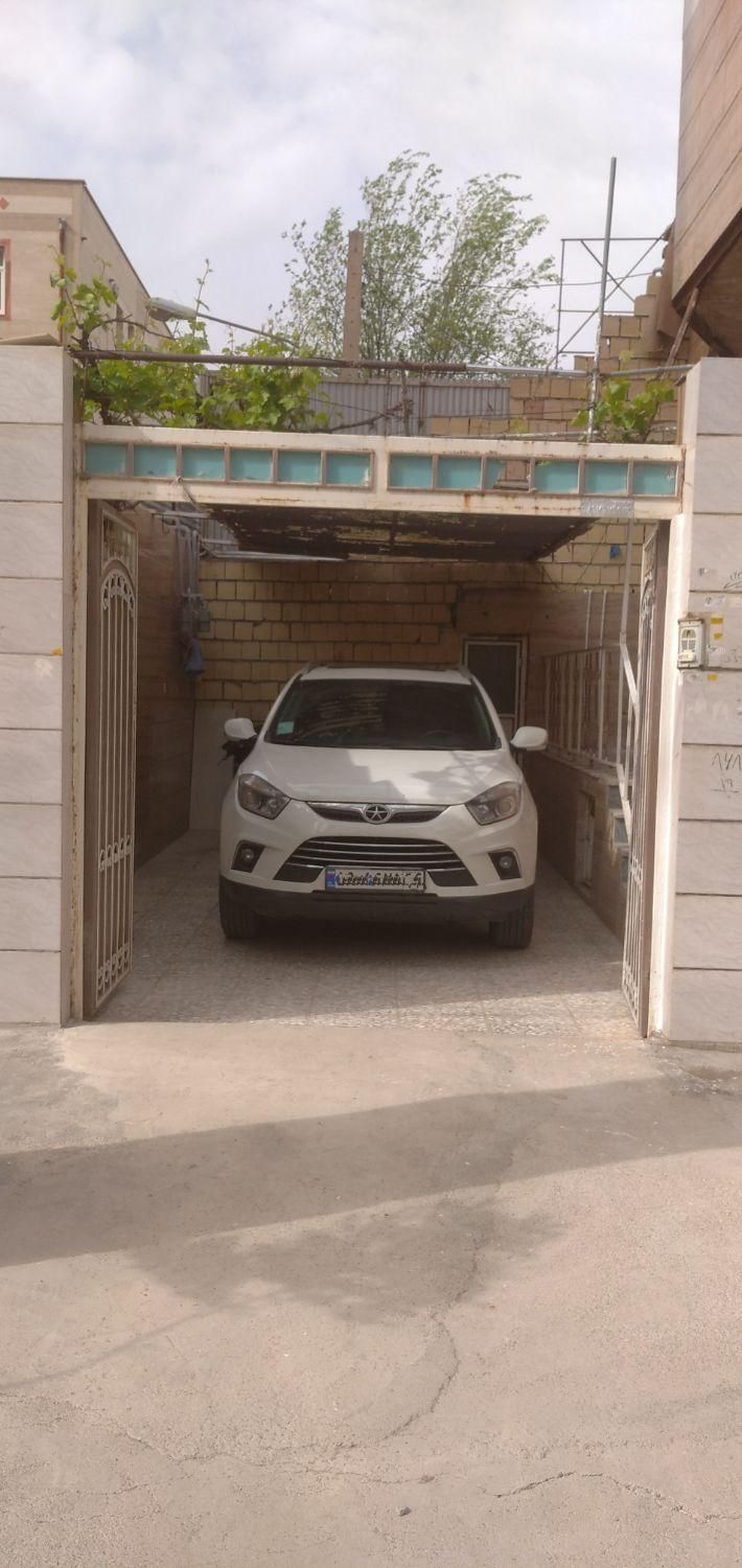 1سویت و 1منزل دربست با پارکینگ|اجارهٔ کوتاهمدت آپارتمان و سوئیت|خرمآباد, |دیوار