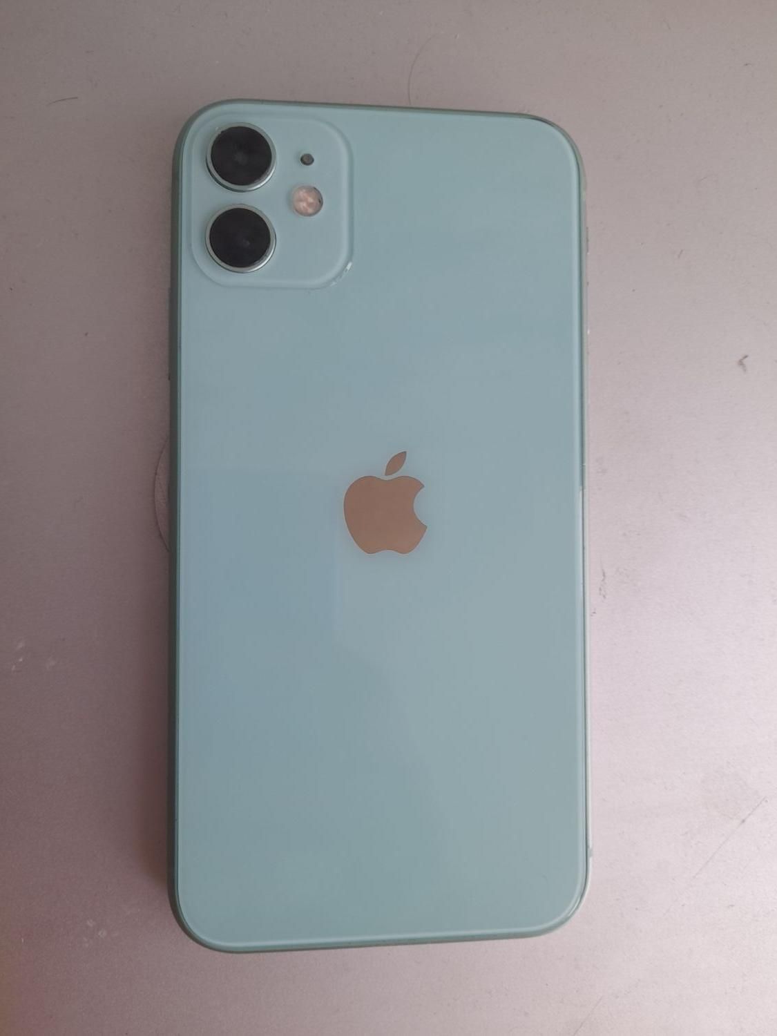 اپل iPhone 11 با حافظهٔ ۱۲۸ گیگابایت|موبایل|قم, دانش|دیوار