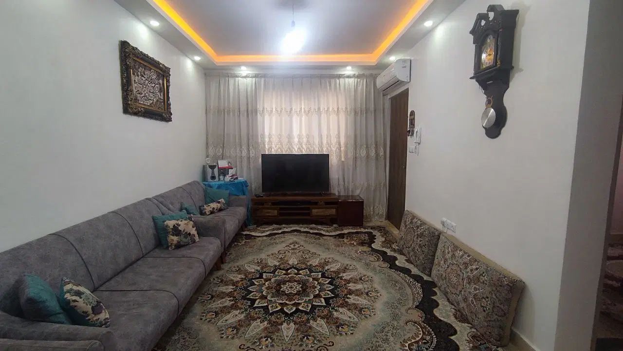 اجاره رهن خانه ۵۰ متری دو خواب در گلها|اجارهٔ خانه و ویلا|رشت, پل تالشان|دیوار