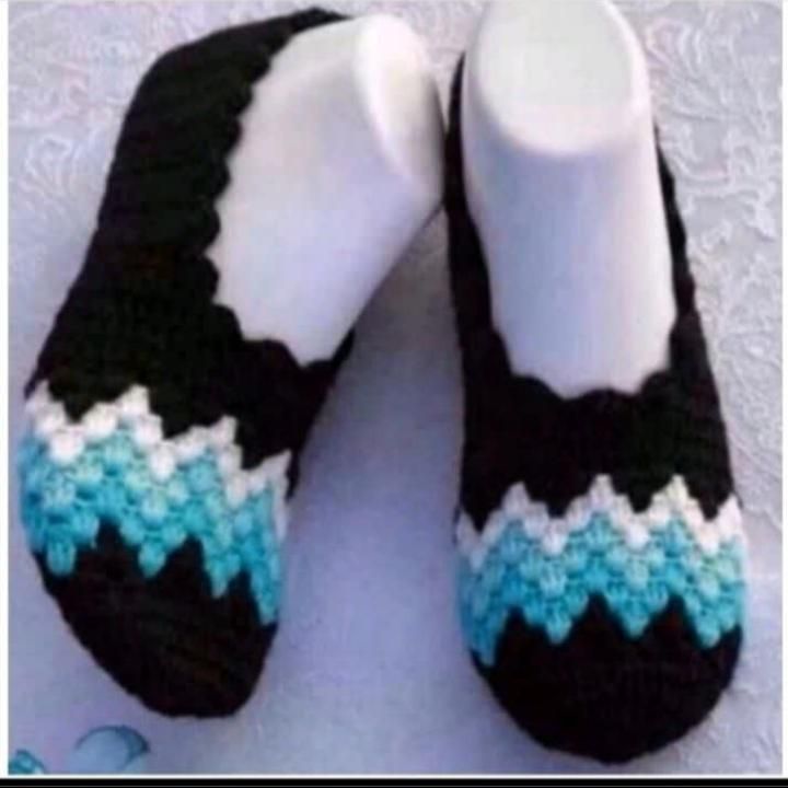 جوراب پاپوش روفرشی مردانه زنانه بچه گانه دستبافت|لباس|رباط‌کریم, رباط‌کریم|دیوار