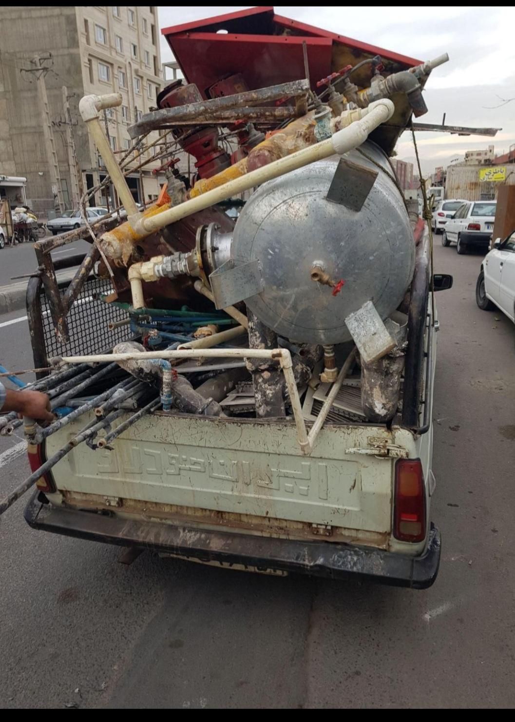 خریدار ضایعاتی آلمینیوم آهن آبگرمکن چدن مس برنج و|خدمات پیشه و مهارت|شهریار, شهرک وائین|دیوار