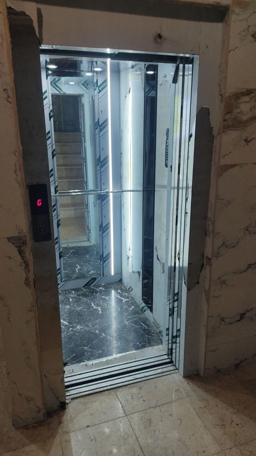 فروش ملک تجاری اداری در بهترین لوکیشن|فروش دفتر کار، اتاق اداری، مطب|سنندج, |دیوار