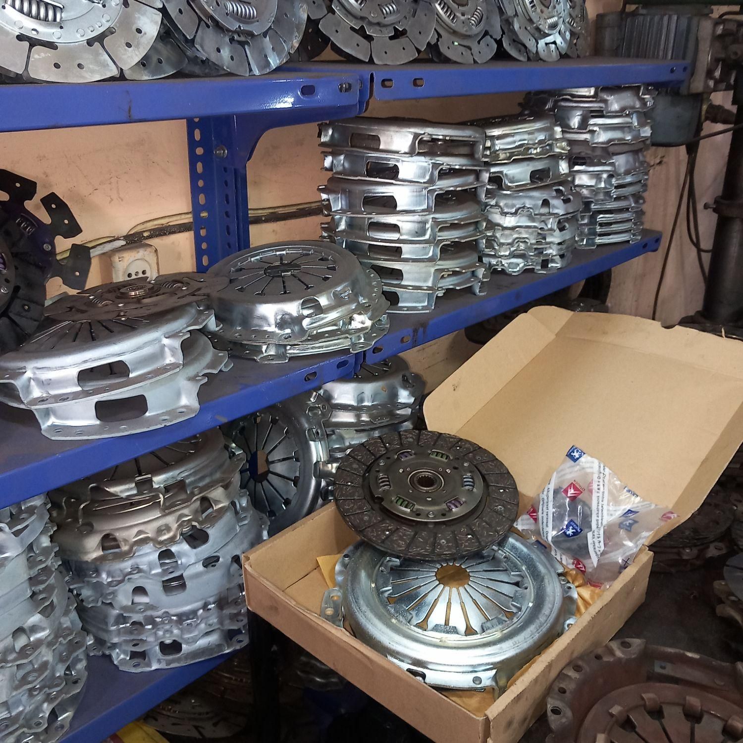 دیسک و صفحه انواع خودروهای روز و قدیمی|قطعات یدکی و لوازم جانبی|اصفهان, شفق|دیوار