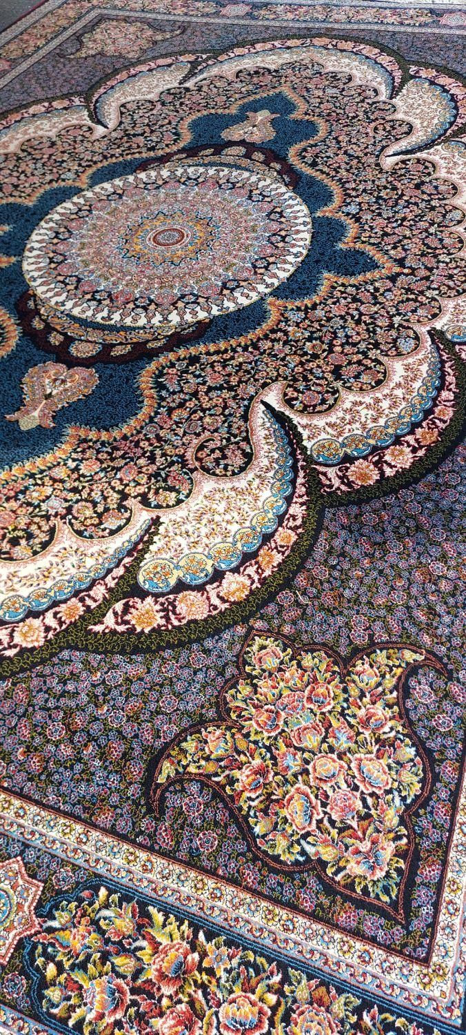 یک تخته  12 متری  700شانه تراکم 2550 تمام نخ|فرش|محمدیه-قزوین, |دیوار