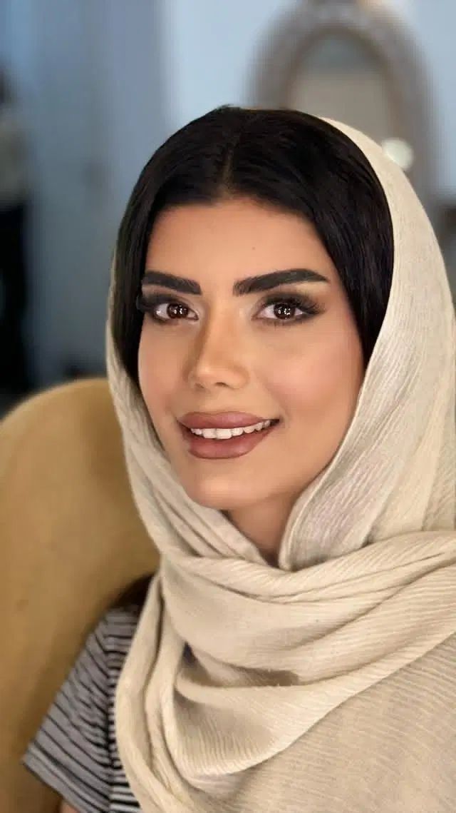 ارائه خدمات میکاپ و شینیون با قیمت استثنایی|خدمات آرایشگری و زیبایی|رشت, رودباری|دیوار