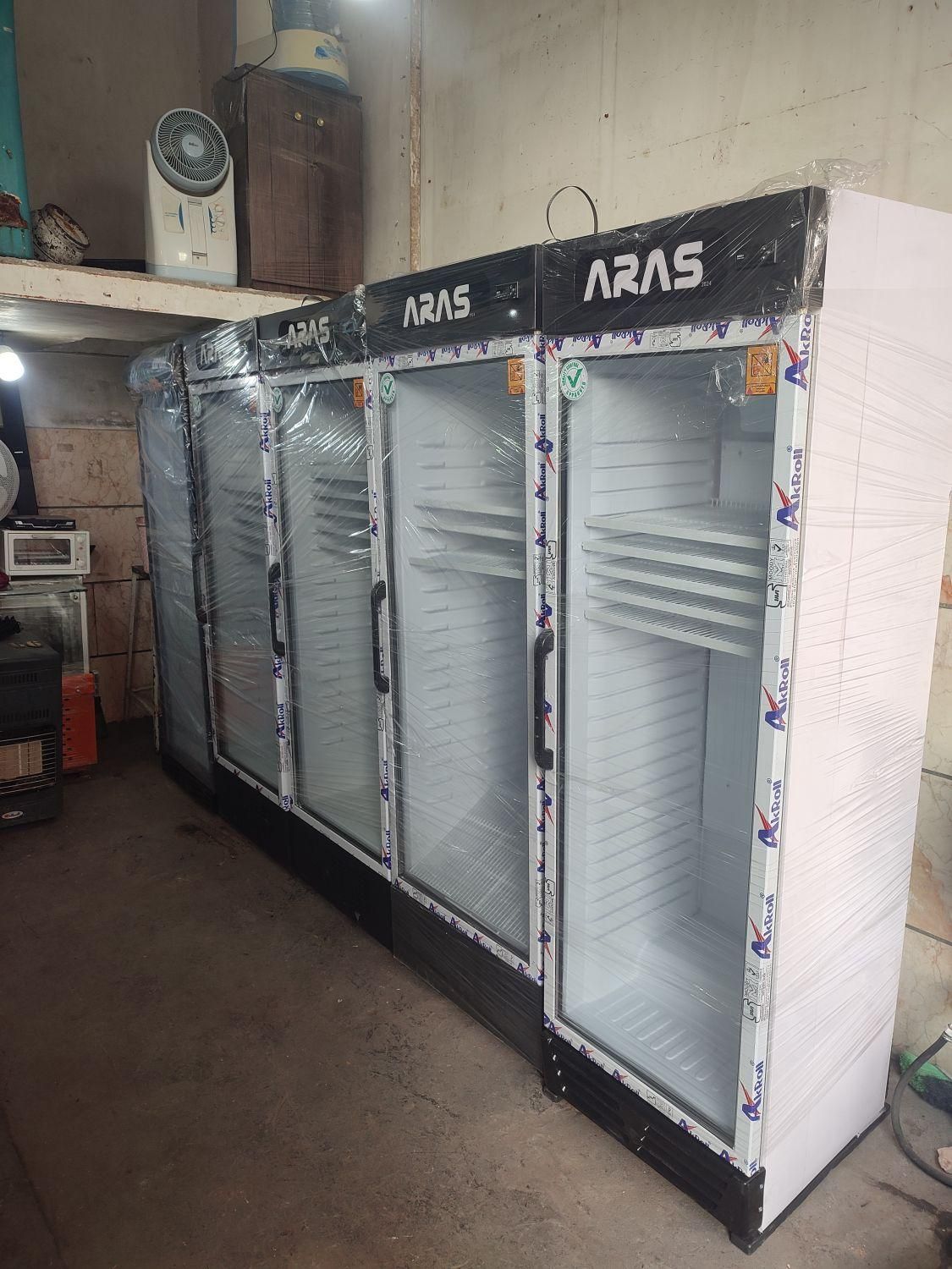 خریدار یخچال ایستاده تک درب نوشابه صندوقی|فروشگاه و مغازه|تهران, تهرانسر شرقی|دیوار