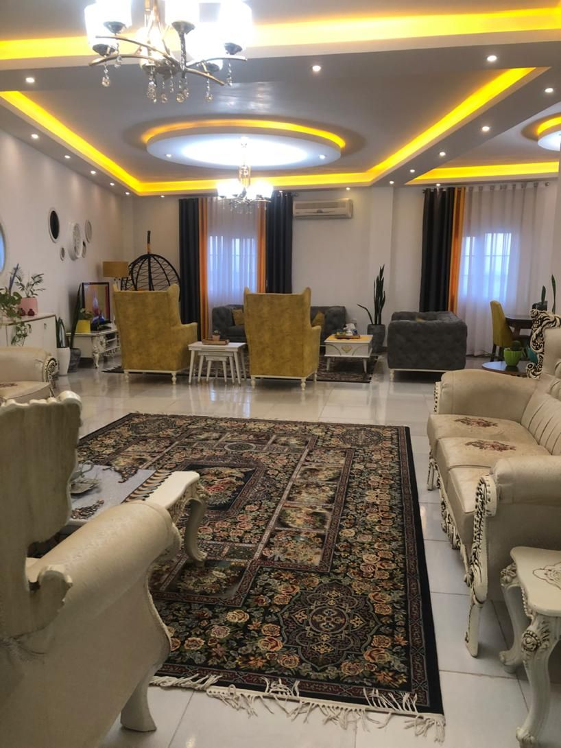 پنت هاوس۲۰۰ ماری فول امکانات بسیار خوش ساخت|فروش آپارتمان|رشت, یخسازی|دیوار