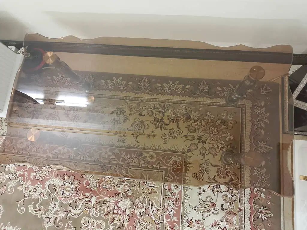 مبل هفت نفره یک جلو مبلی و سه عدد عسلی،۴میلیون|مبلمان خانگی و میز عسلی|تهران, نازی‌آباد|دیوار