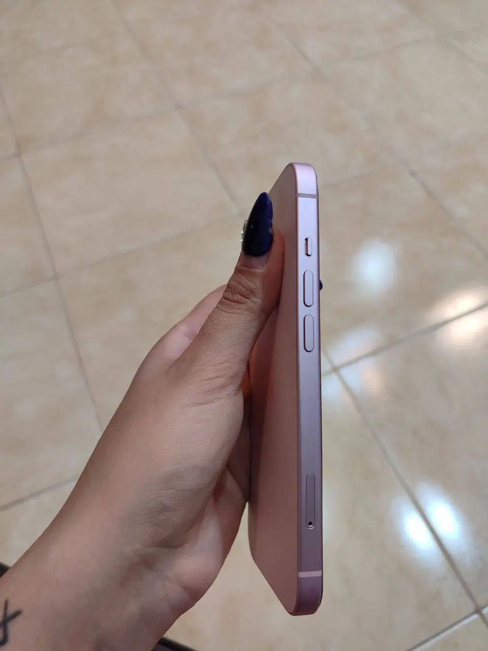 اپل iPhone 15 با حافظهٔ ۱۲۸ گیگابایت باطری ۹۰|موبایل|کرج, گوهردشت|دیوار