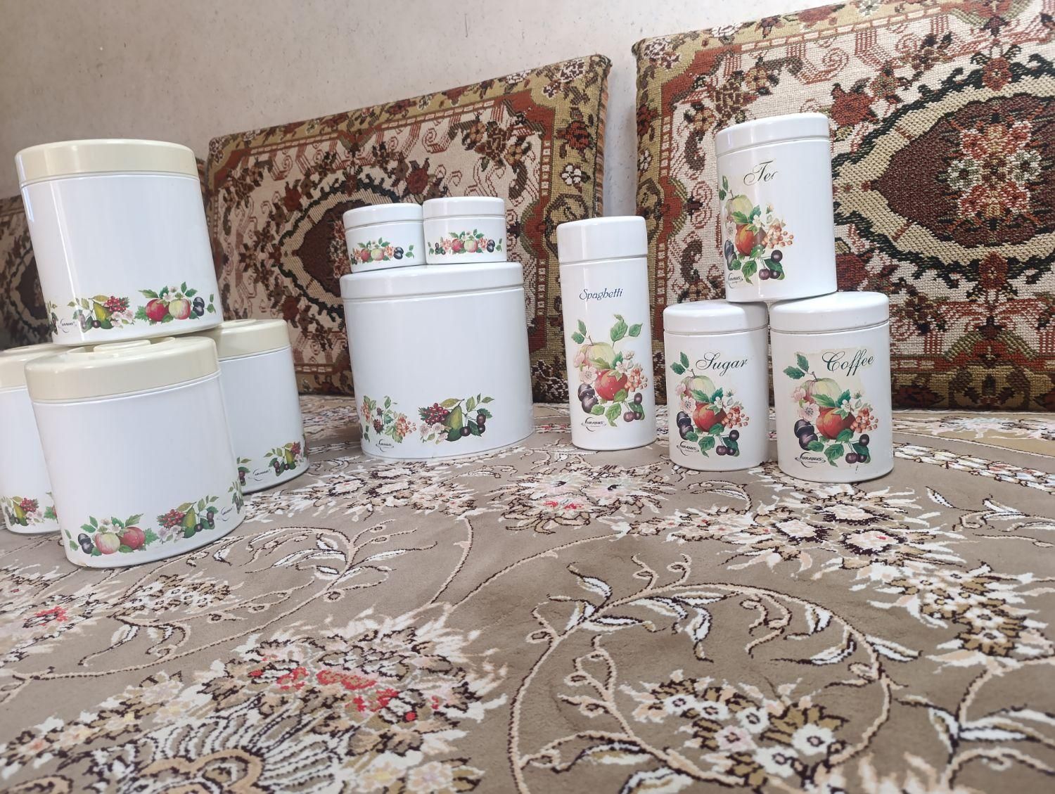 اورانوس آشپز خانه جای حوبوبات|ظروف نگهدارنده، پلاستیکی، یک‌بارمصرف|قزوین, |دیوار