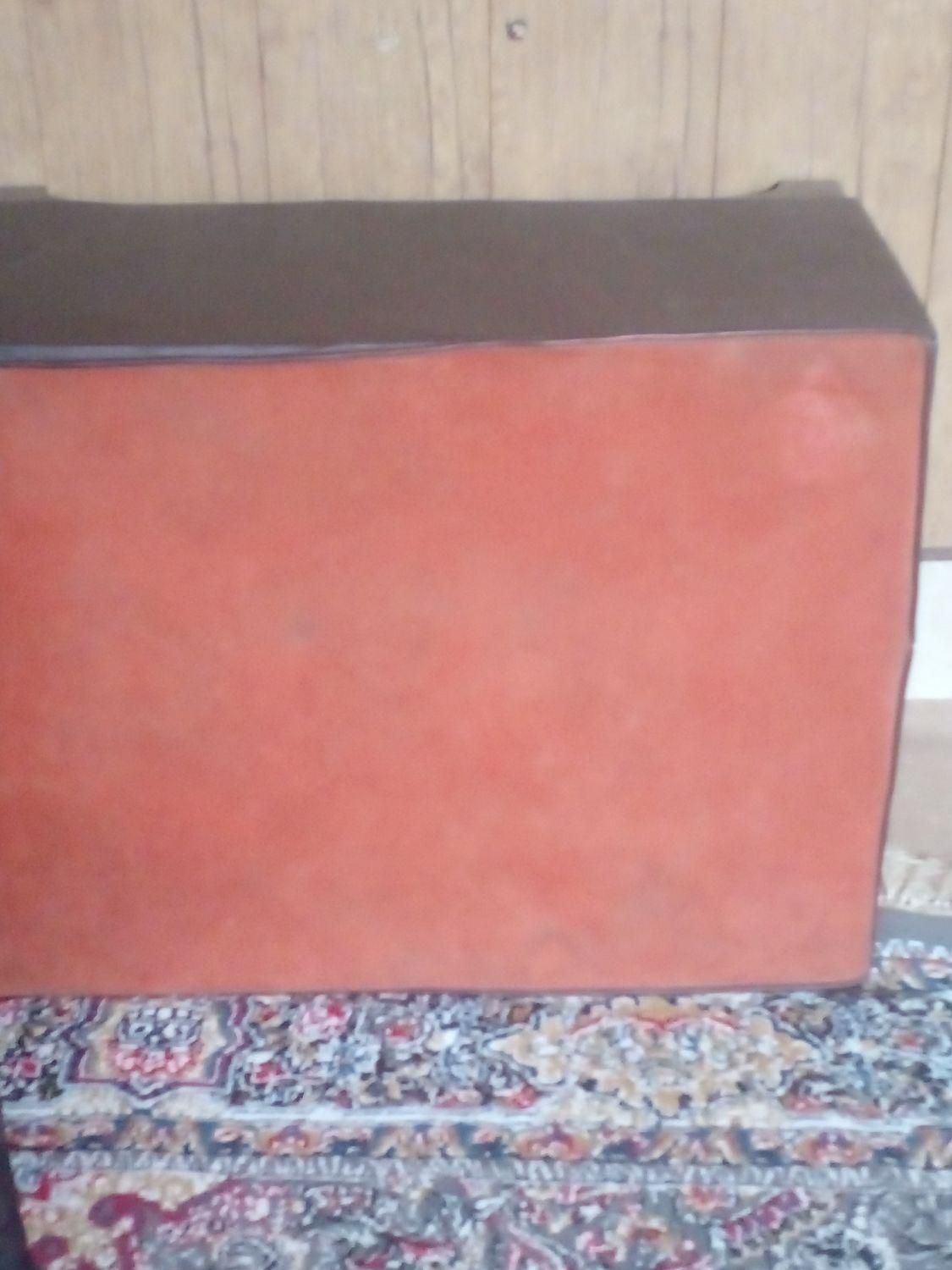 فروش مبل راحتی شش نفره به علت کمبودجا|مبلمان خانگی و میز عسلی|اصفهان, آزادان|دیوار