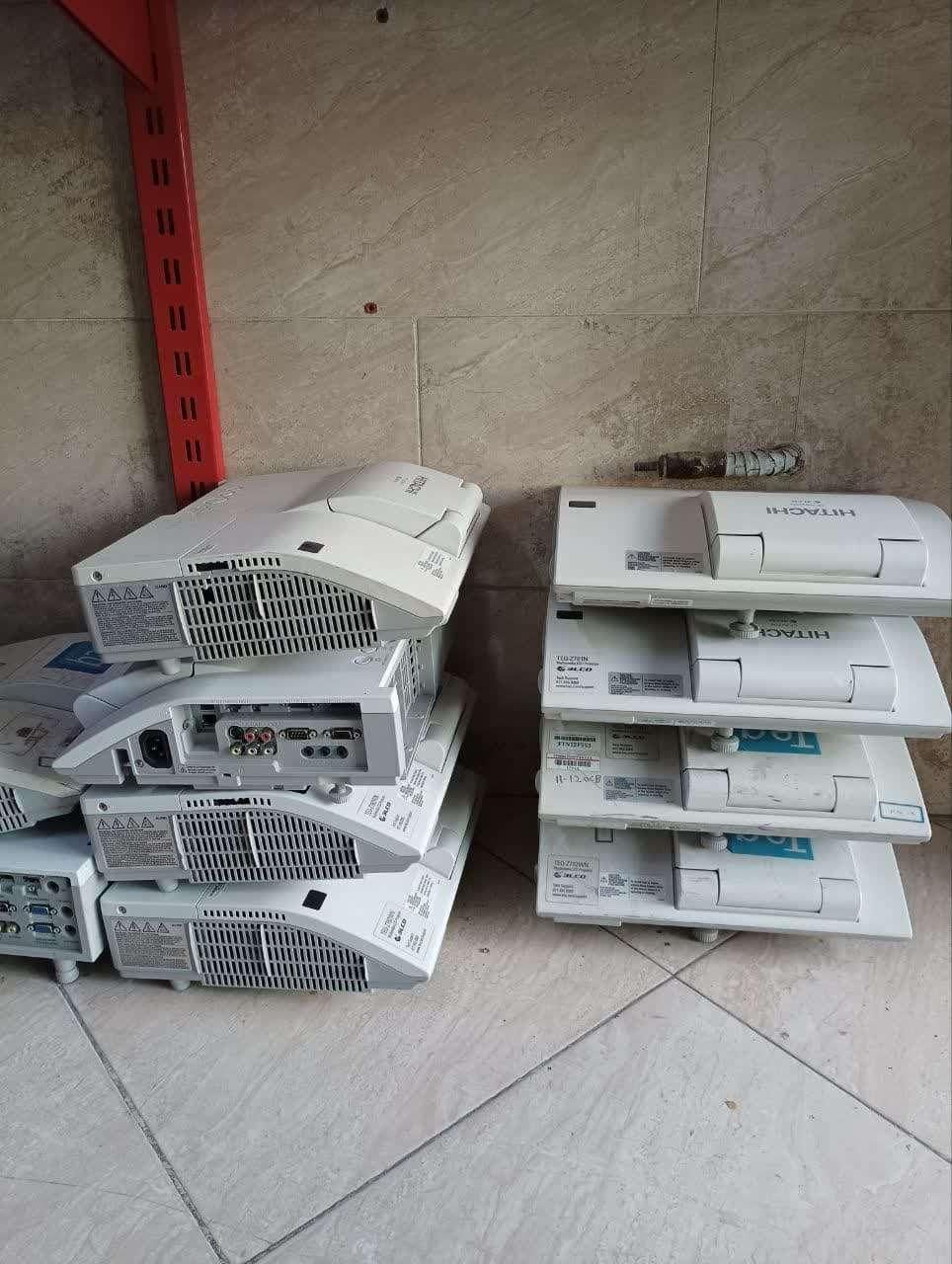 فروش تک و عمده ویدیو پروژکتور|تلویزیون و پروژکتور|یزد, |دیوار