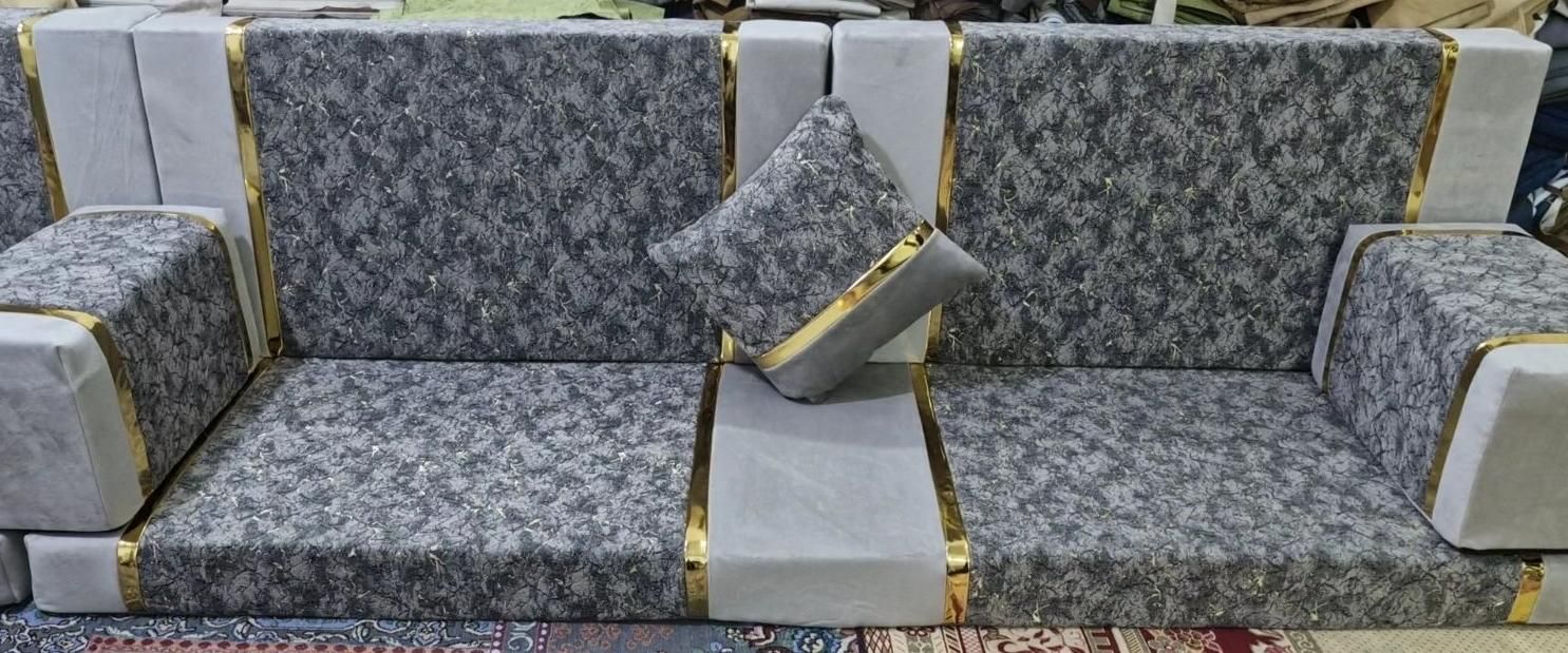 شاه نشین سلطنتی|پشتی|مشهد, سیس‌آباد|دیوار