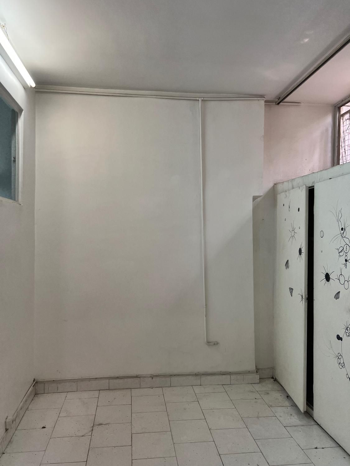 اجاره زیر زمین ورودی مجزا سقف بلند|اجارهٔ آپارتمان|تهران, نارمک|دیوار