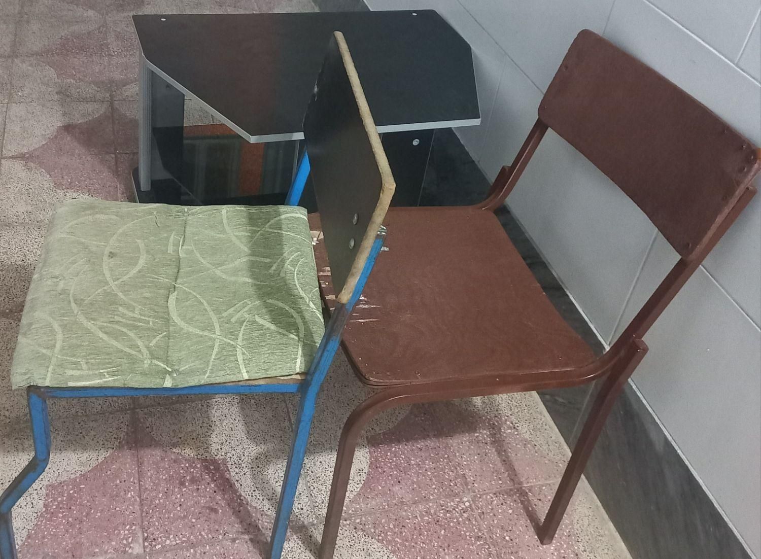صندلی|صندلی و نیمکت|مرودشت, فاز اول شهرک فرهنگیان|دیوار