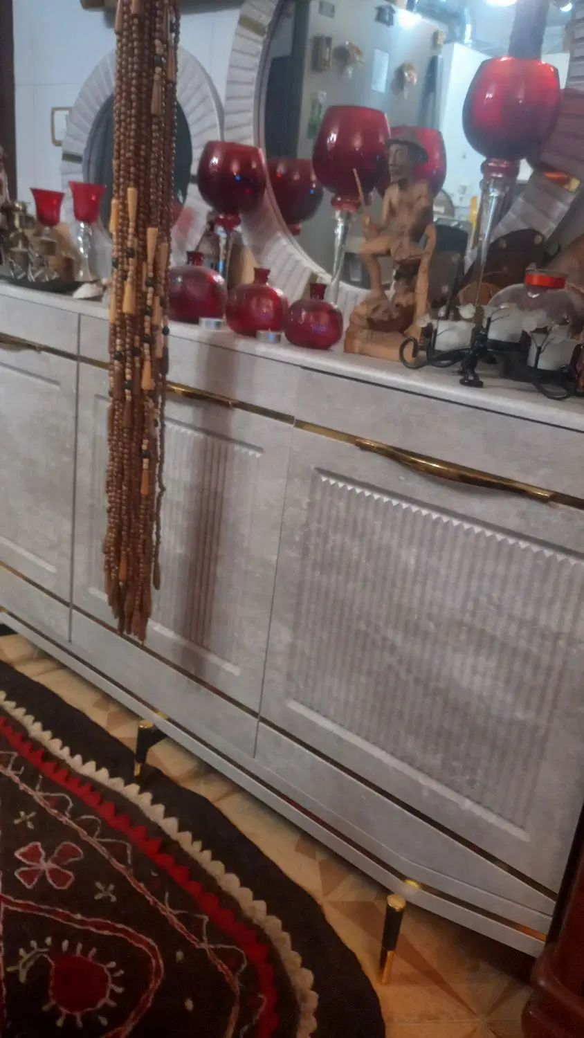 میزکمسول وآینه سه در|مبلمان خانگی و میز عسلی|اصفهان, ملک‌شهر|دیوار