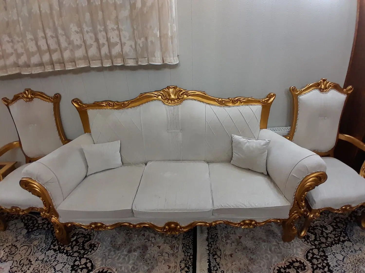 مبلمان ۹نفره وسرویس خواب همراه دوعتدپاتختی|مبلمان خانگی و میز عسلی|اصفهان, کنگاز|دیوار