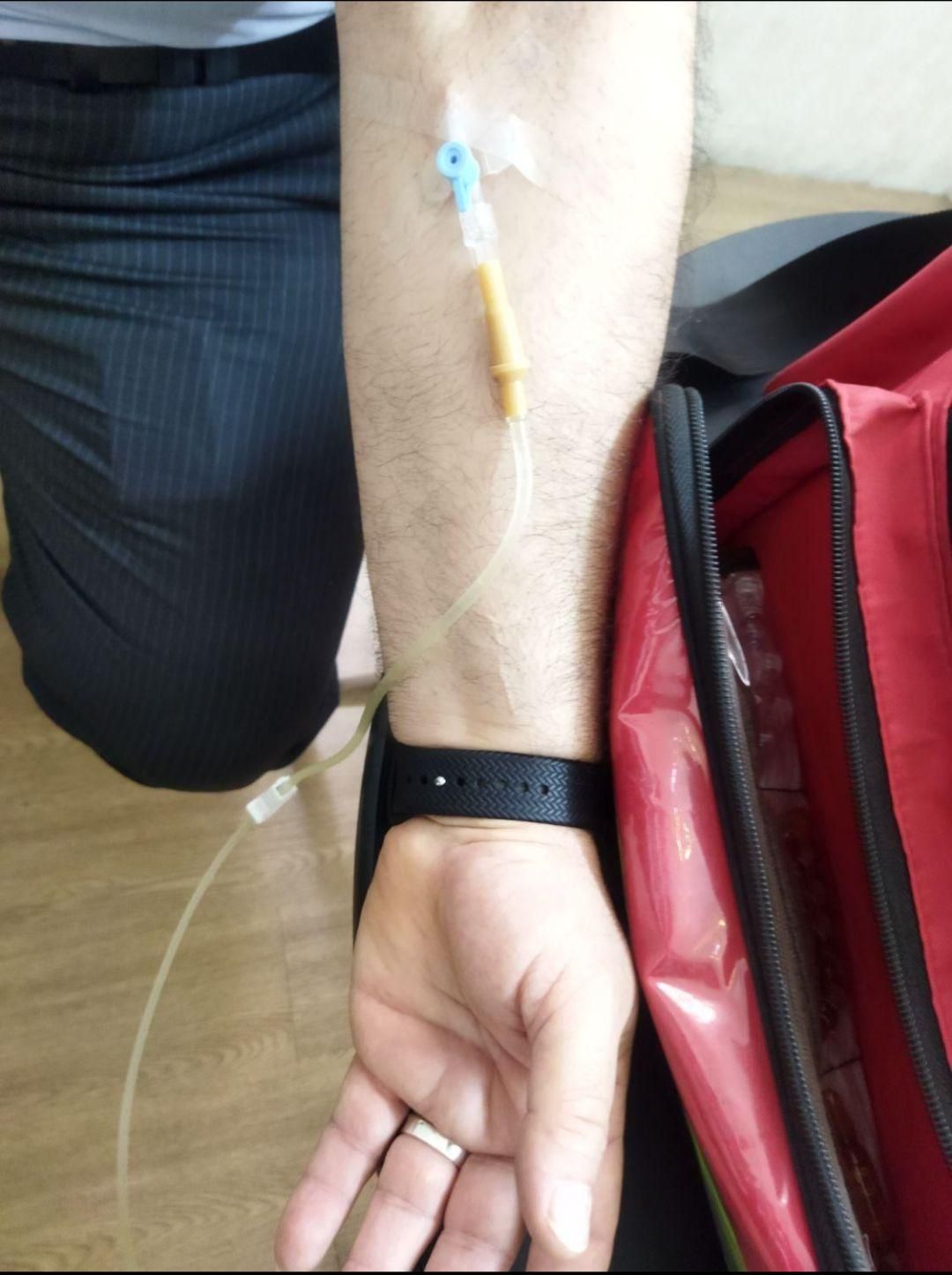 خدمات پرستاری(سرم تراپی)وصل سرم سوند|خدمات آرایشگری و زیبایی|بوشهر, |دیوار