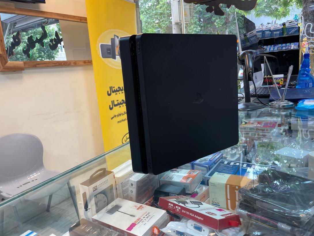 PS4 اکانتی یک ترا فول بازی ۲۰۲۵  دو دسته اصلی|کنسول، بازی ویدئویی و آنلاین|بجنورد, |دیوار