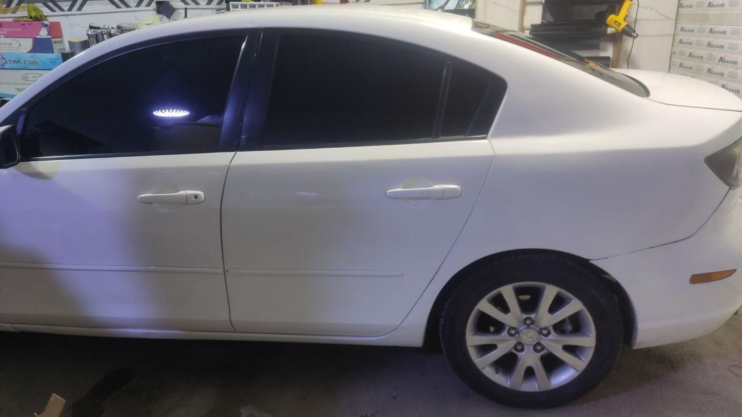 نصب شیشه دودی تمام خودروها|خدمات موتور و ماشین|سنندج, |دیوار