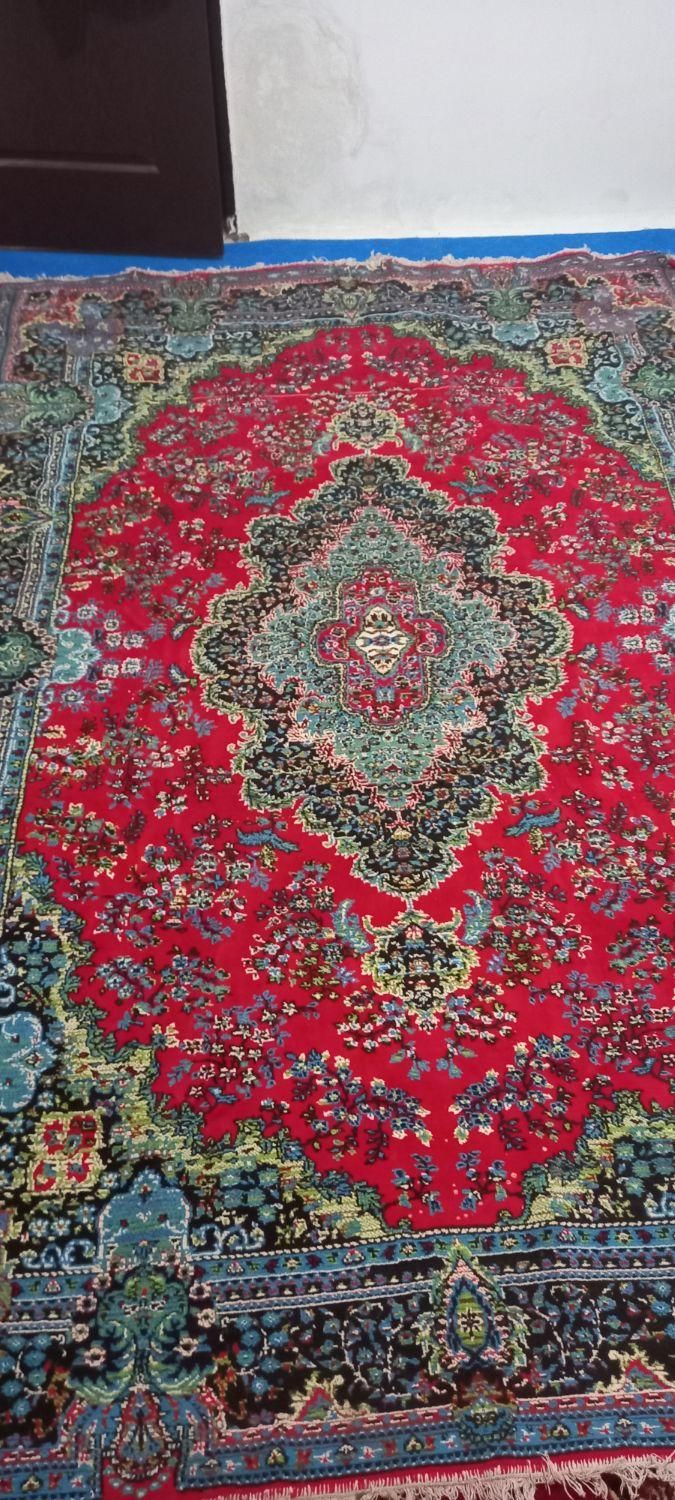 قالی فرش ۶ متری دانه ای ۲۰۰۰۰۰ میلیون تومان|فرش|مشهد, هفده شهریور|دیوار