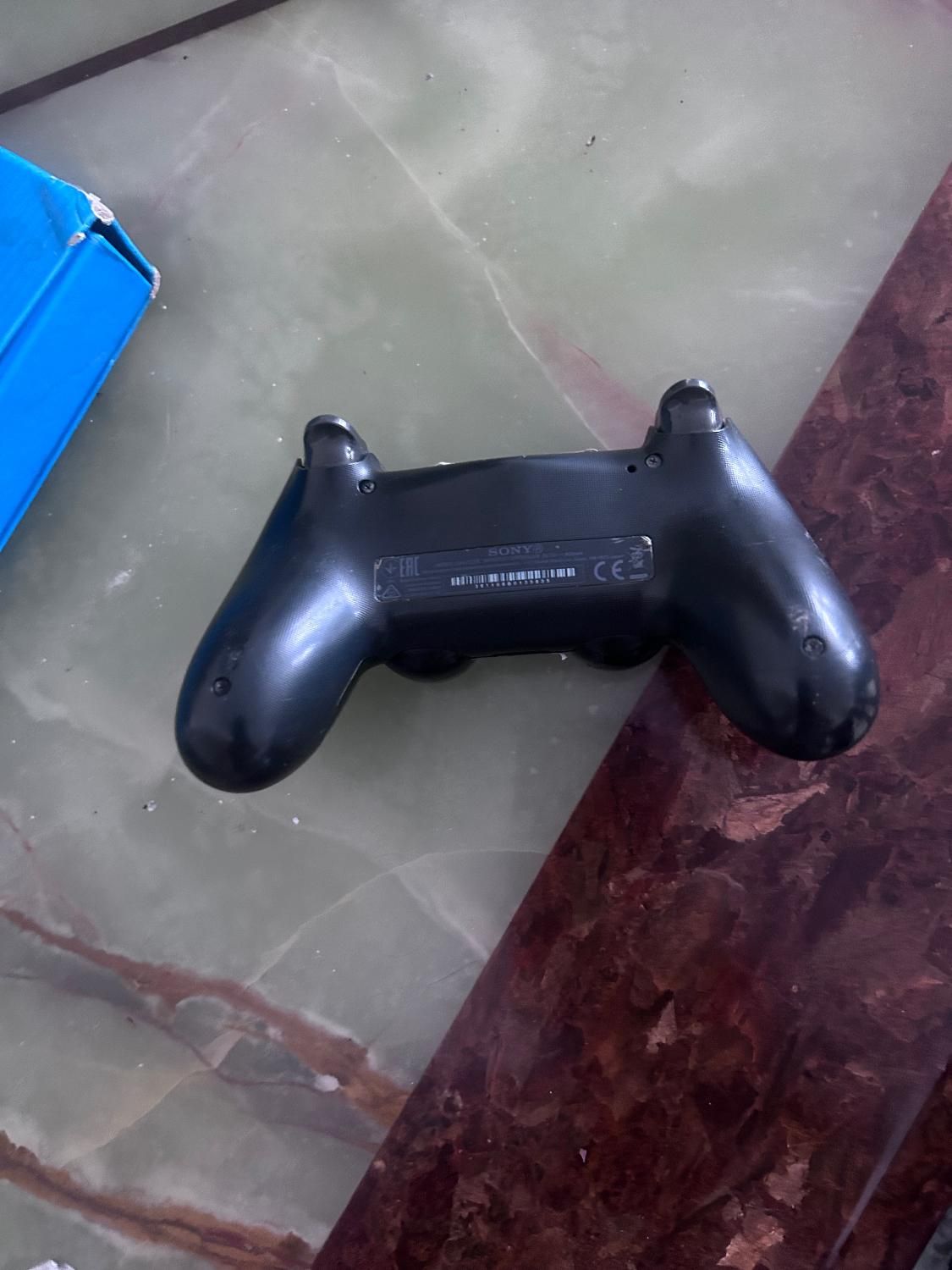 دسته اورجینال ps4 با برچست رایگان(خواستید بِکَنید)|کنسول، بازی ویدئویی و آنلاین|تهران, اختیاریه|دیوار