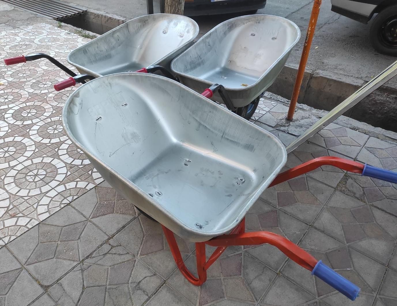 فرغون چرخی گالوانیزه پرسی|ابزارآلات|مرند, |دیوار