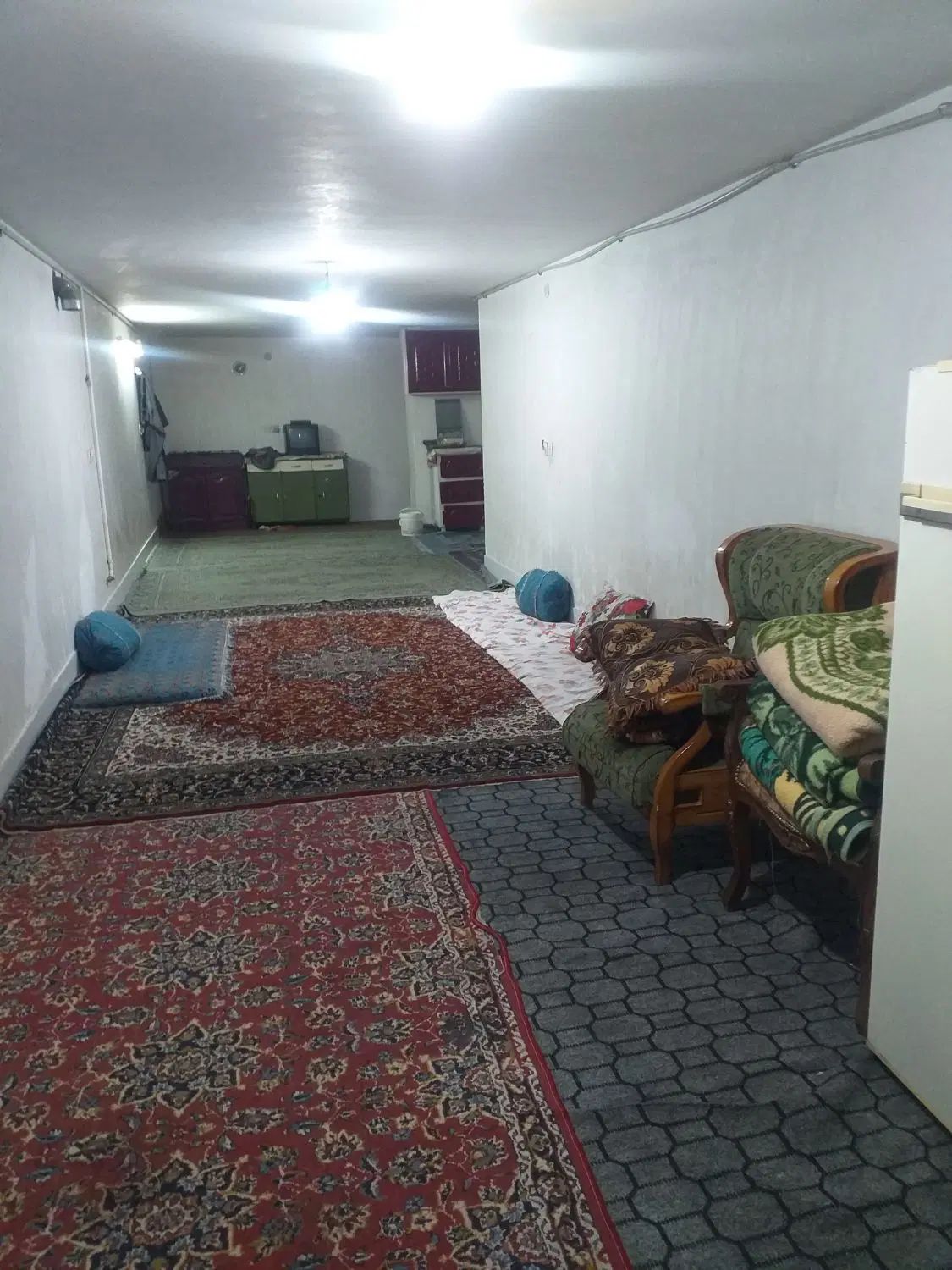 اجاره روزانه/هفتگی/ماهانه آپارتمان ۸۰ متری|اجارهٔ کوتاه‌مدت آپارتمان و سوئیت|کرمان, |دیوار
