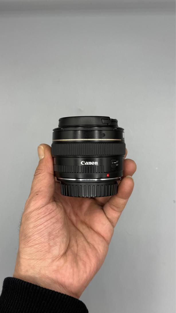 لنز دوربین عکاسی canon 50 mm 1.4 دست دوم . ایزوکم|دوربین عکاسی و فیلم‌برداری|تهران, خاقانی|دیوار