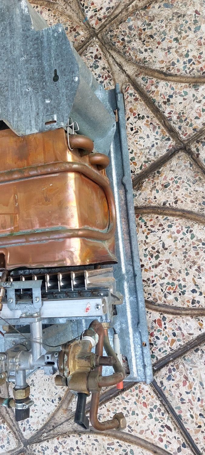 آبگرمکن دیواری بوتان B3115|آبگرمکن، پکیج، شوفاژ|نسیم‌شهر, |دیوار
