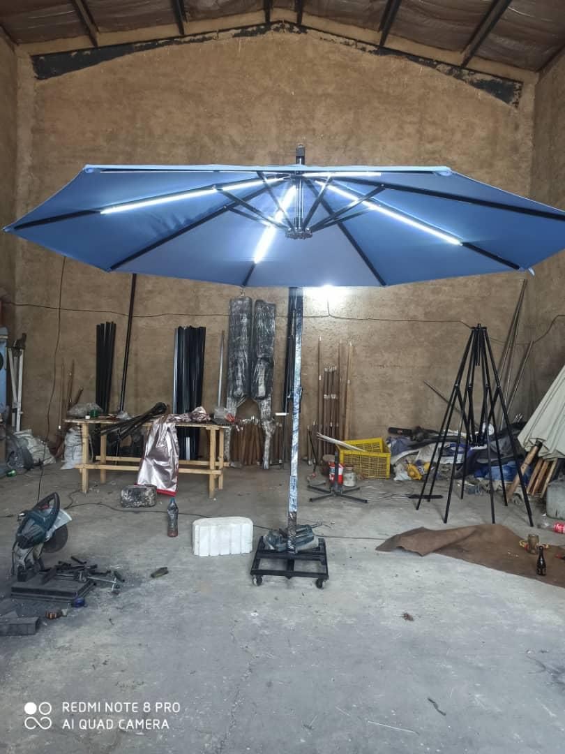 چتر سایبان پایه بغل اروپایی برزنت/نانو/|کافیشاپ و رستوران|برازجان, |دیوار