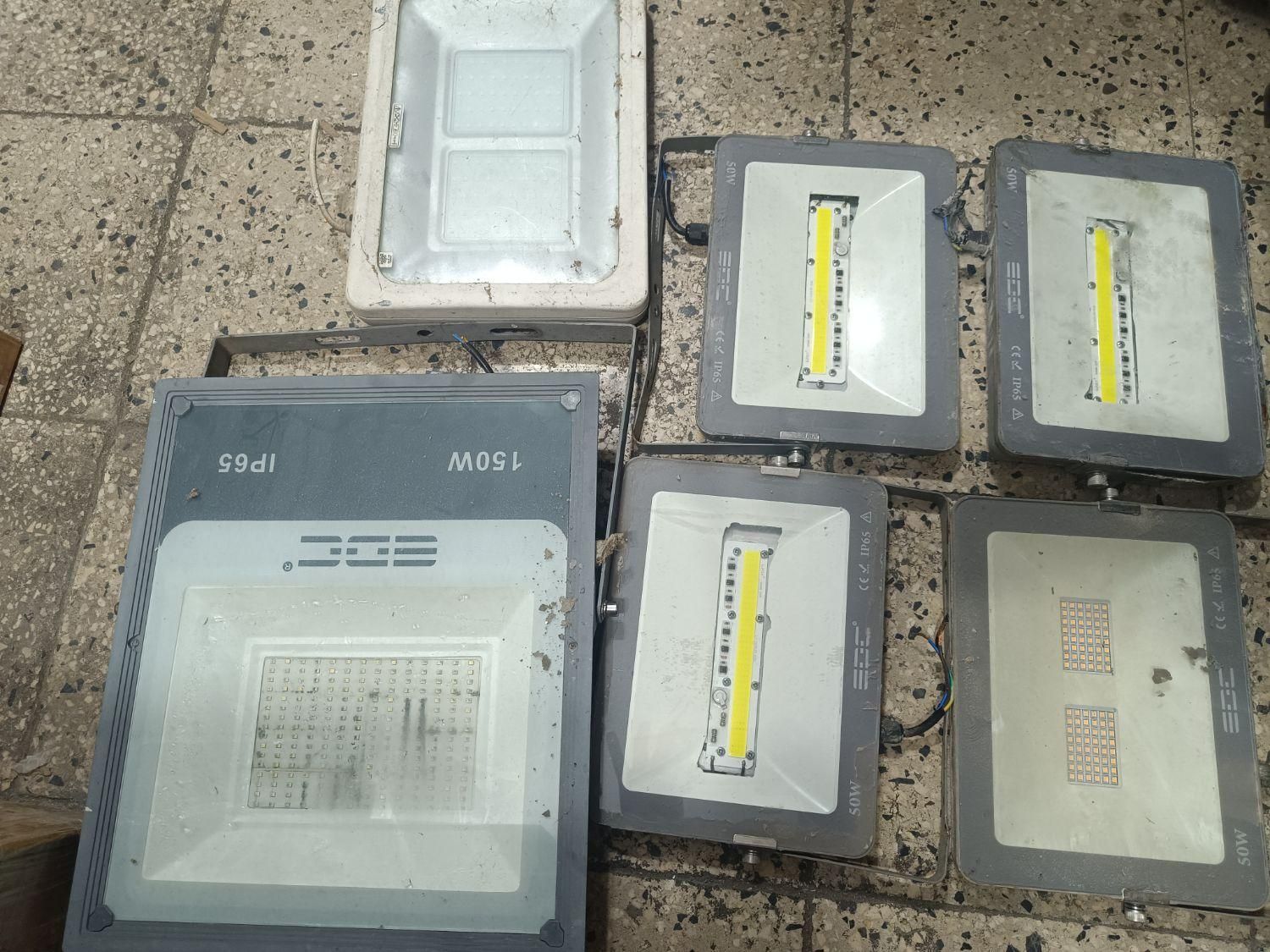تعمیرات انواع پروژکتور و لامپ LED|لامپ و چراغ|بابل, |دیوار
